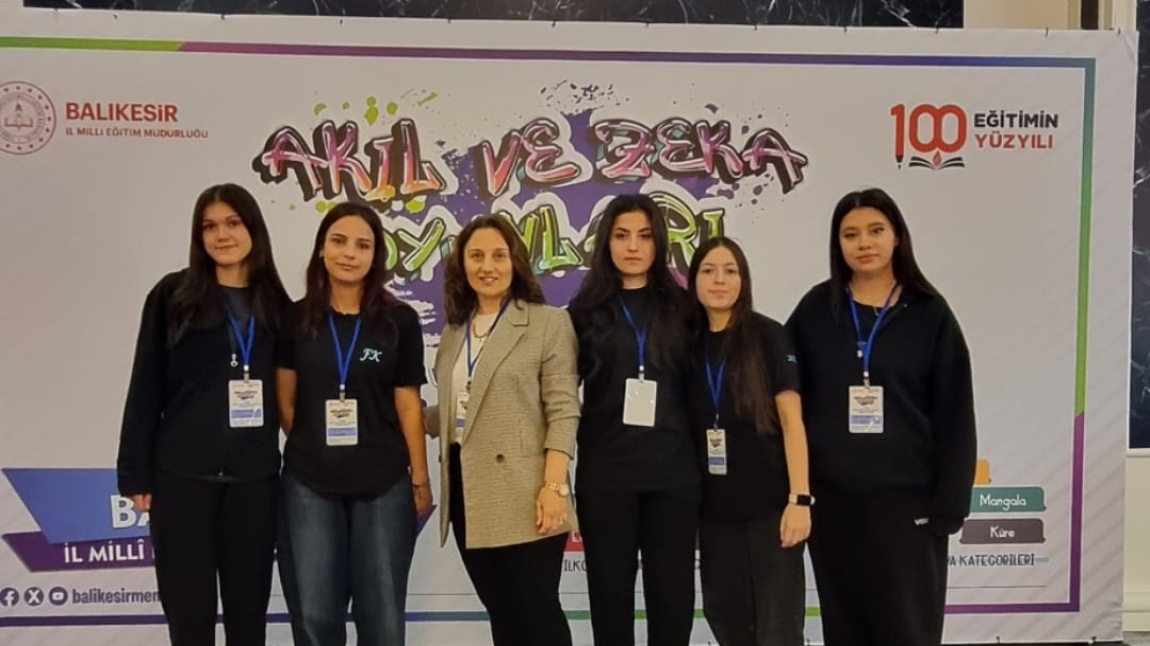 Akıl Zeka Oyunları İl Finalinde Görevli İdik.